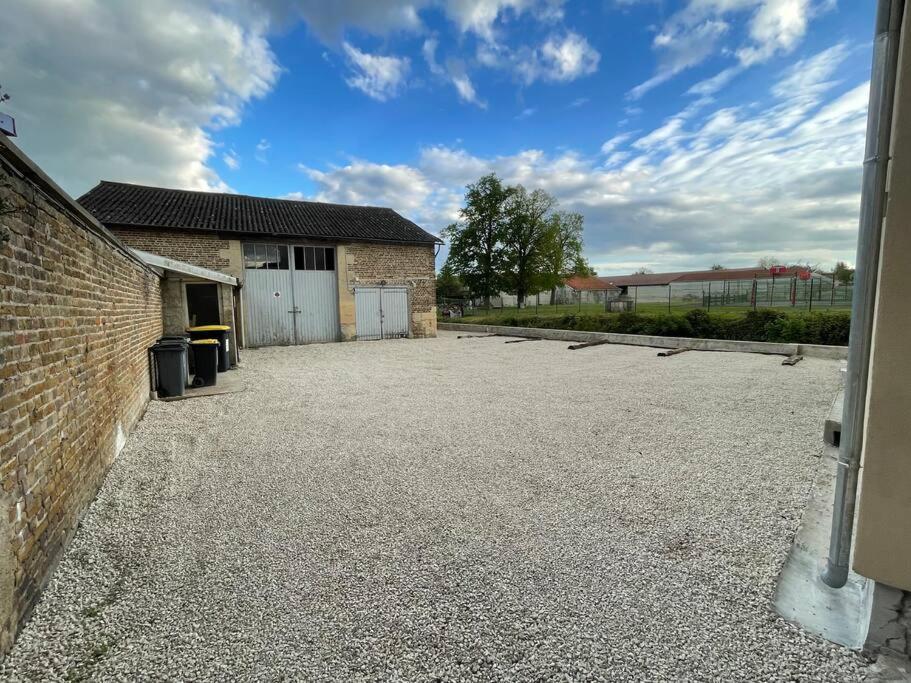 La Riviere, Appartement 3 Personnes Isles-sur-Suippe Exterior photo